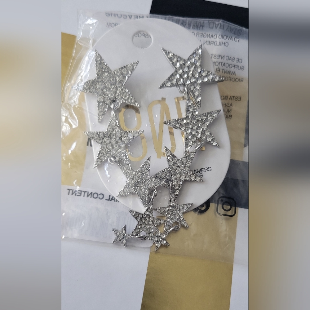Silver Star Dangle Earrings - Picture 5 of 5